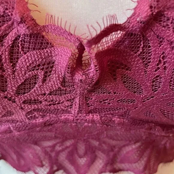 PLUM DATE PUSH-UP BRALETTE SIZE SMALL PINK BY VICTORIA’S SECRET EUC - Picture 2 of 8